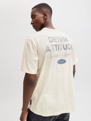 model_shot-creative