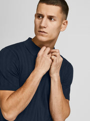 model_shot-creative
