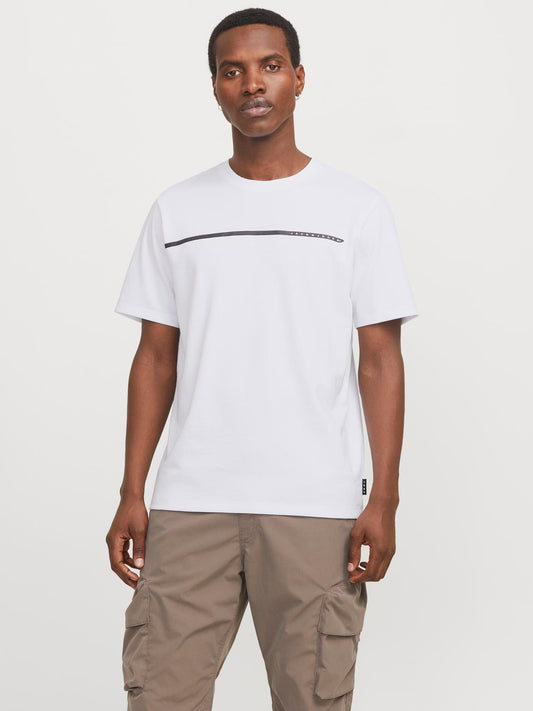 model_shot-front