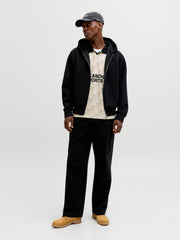 model_shot-front_full