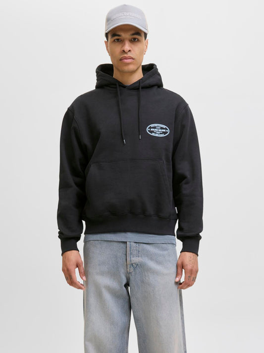 model_shot-front