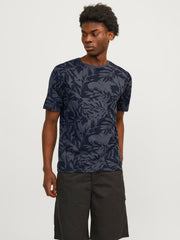 model_shot-front