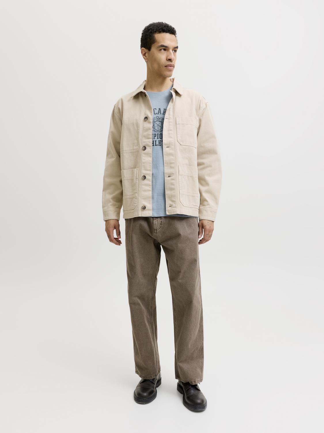 model_shot-front_full