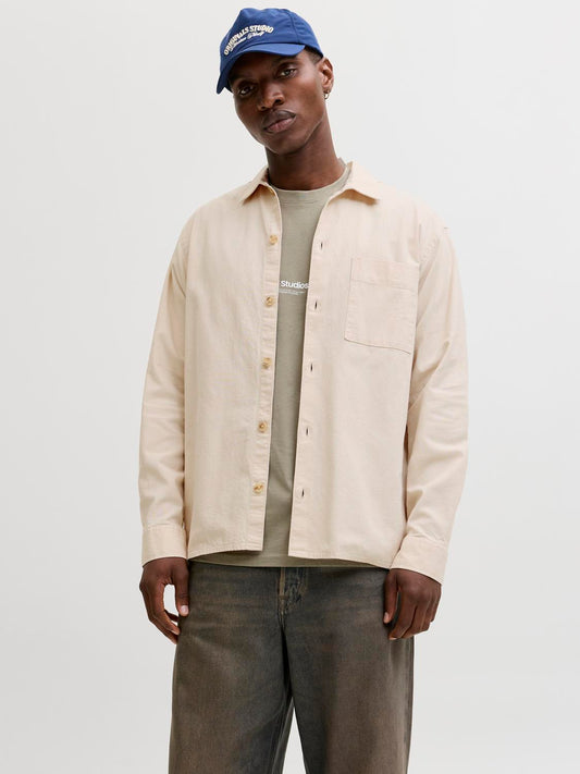 model_shot-front