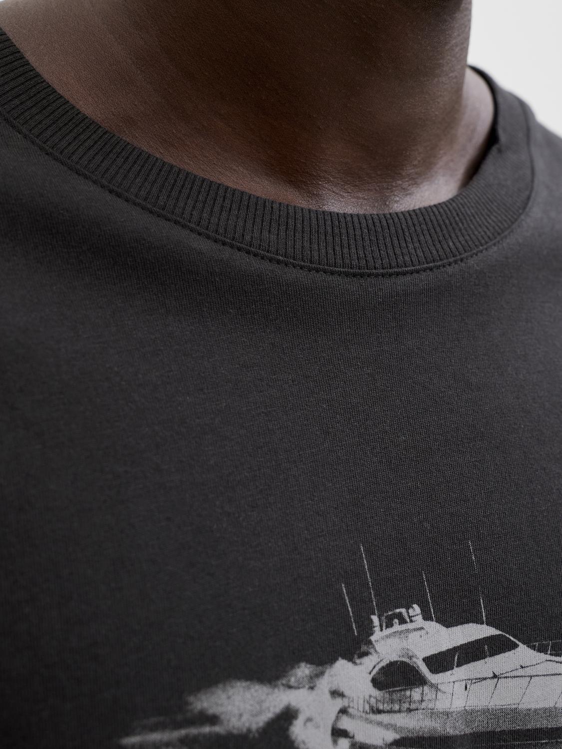 model_shot-detail