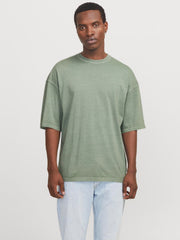 model_shot-front