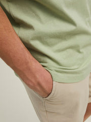 model_shot-detail