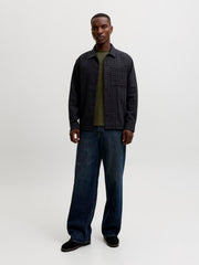 model_shot-front_full