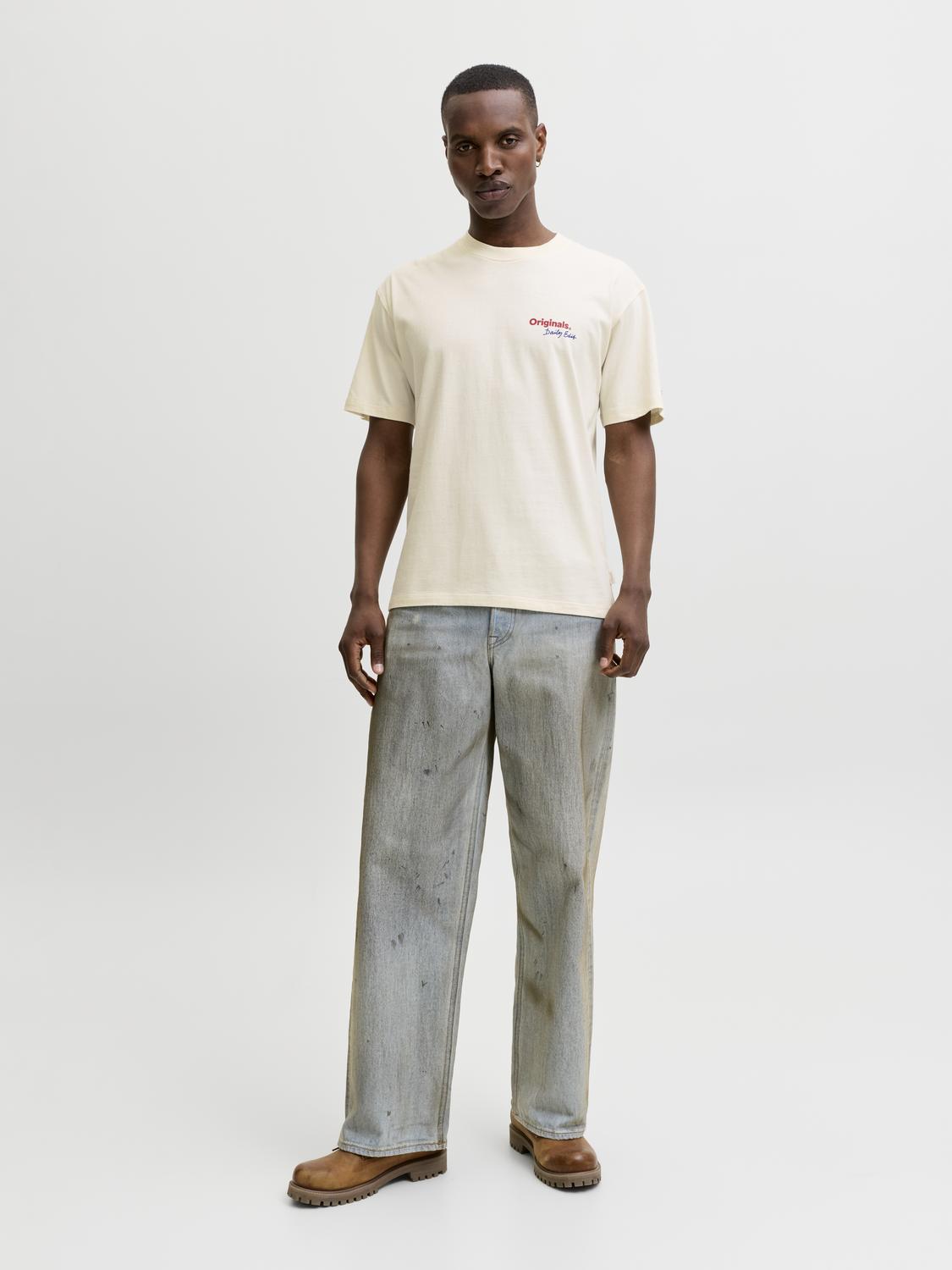 model_shot-front_full