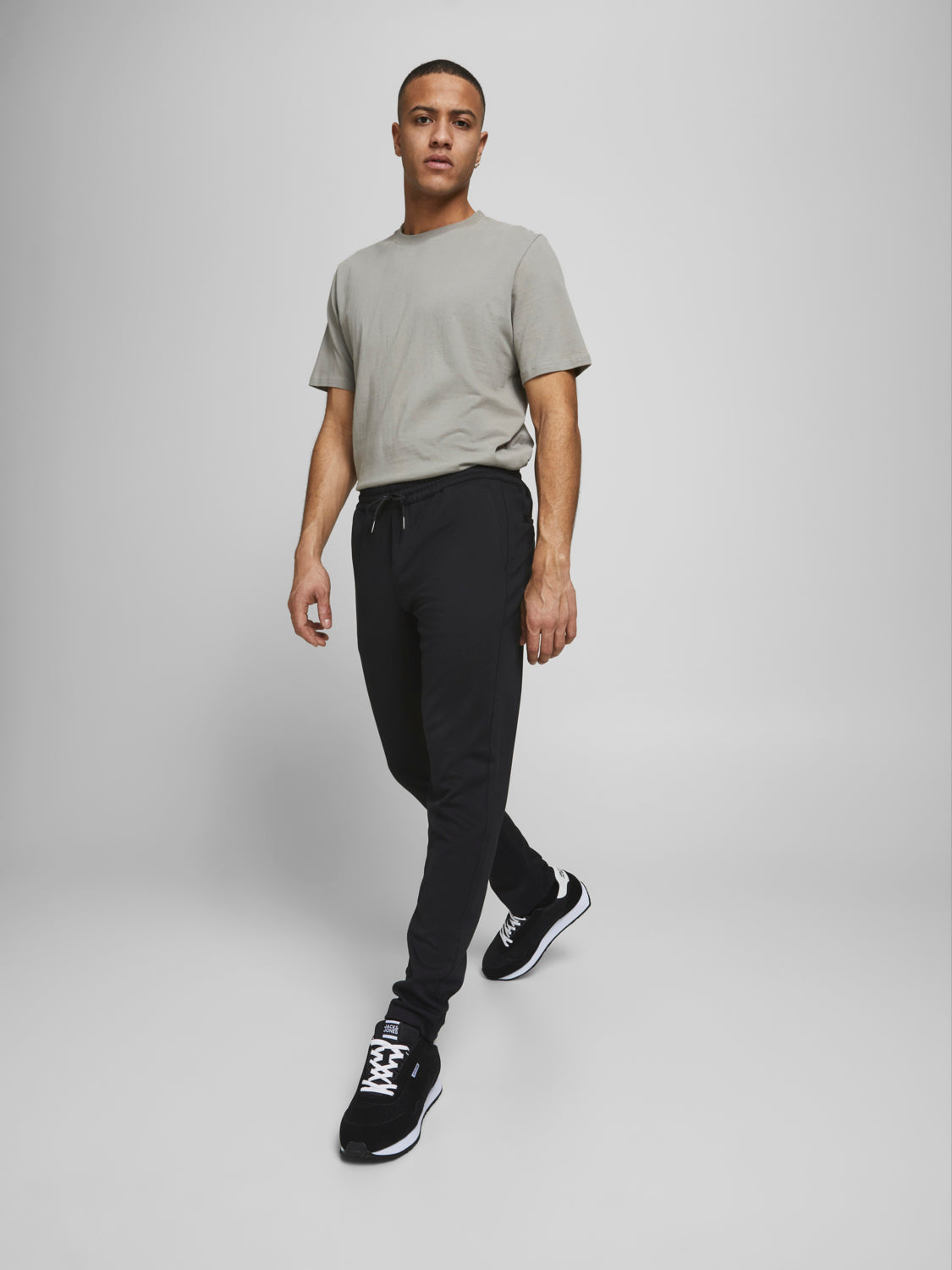 JJIWILL Pants - Black