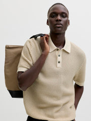model_shot-creative