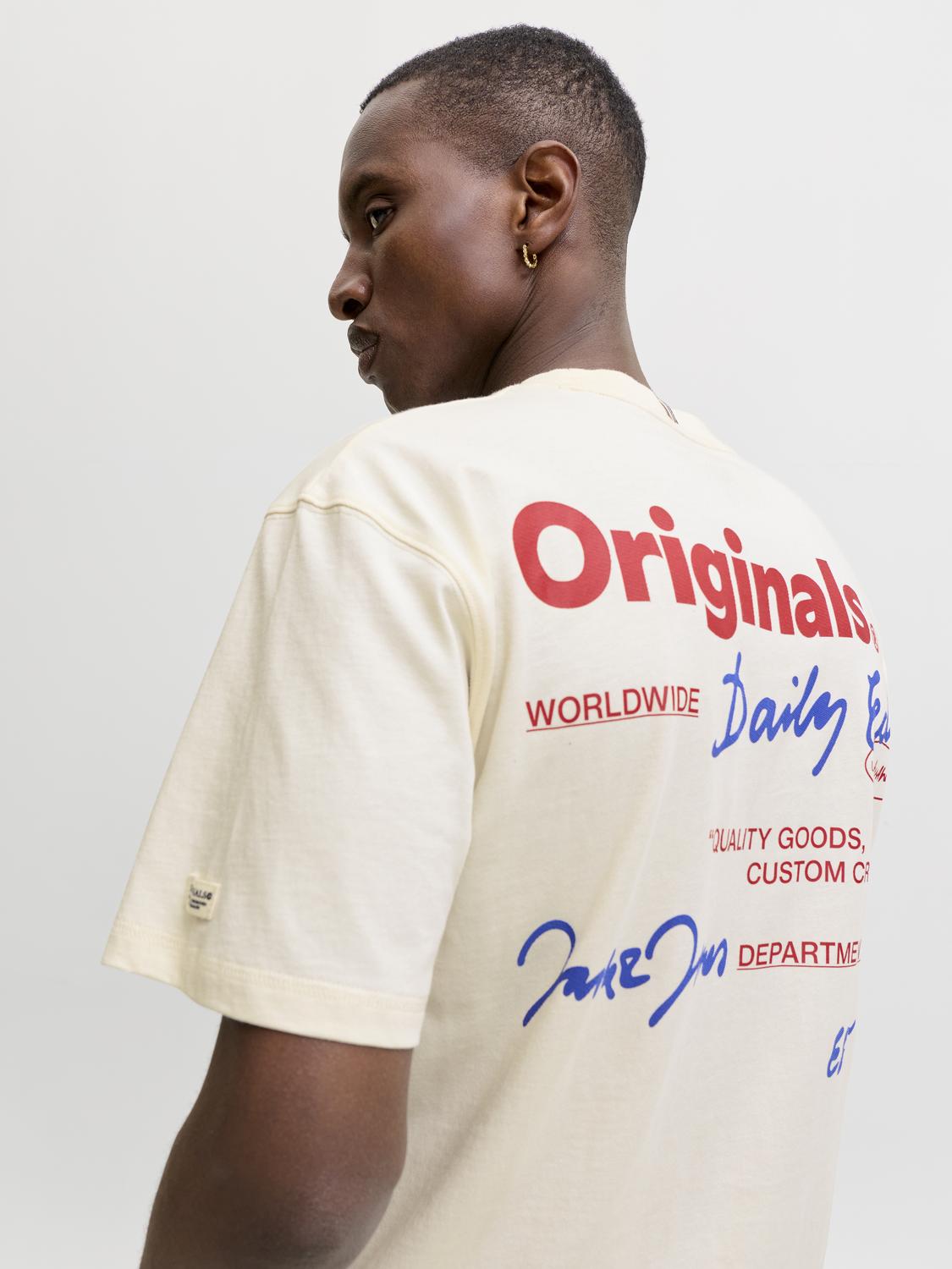 model_shot-creative