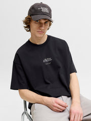 model_shot-creative