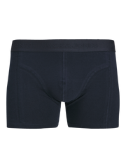 model_shot-front_full