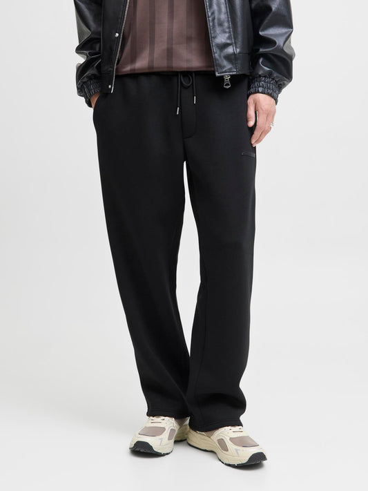 model_shot-front