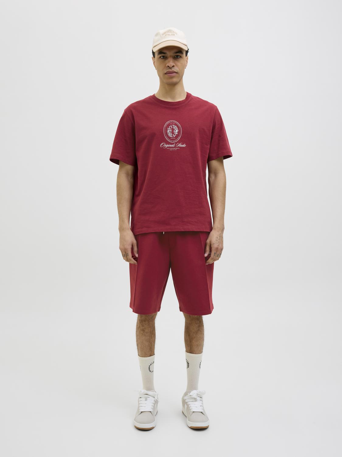 model_shot-front_full