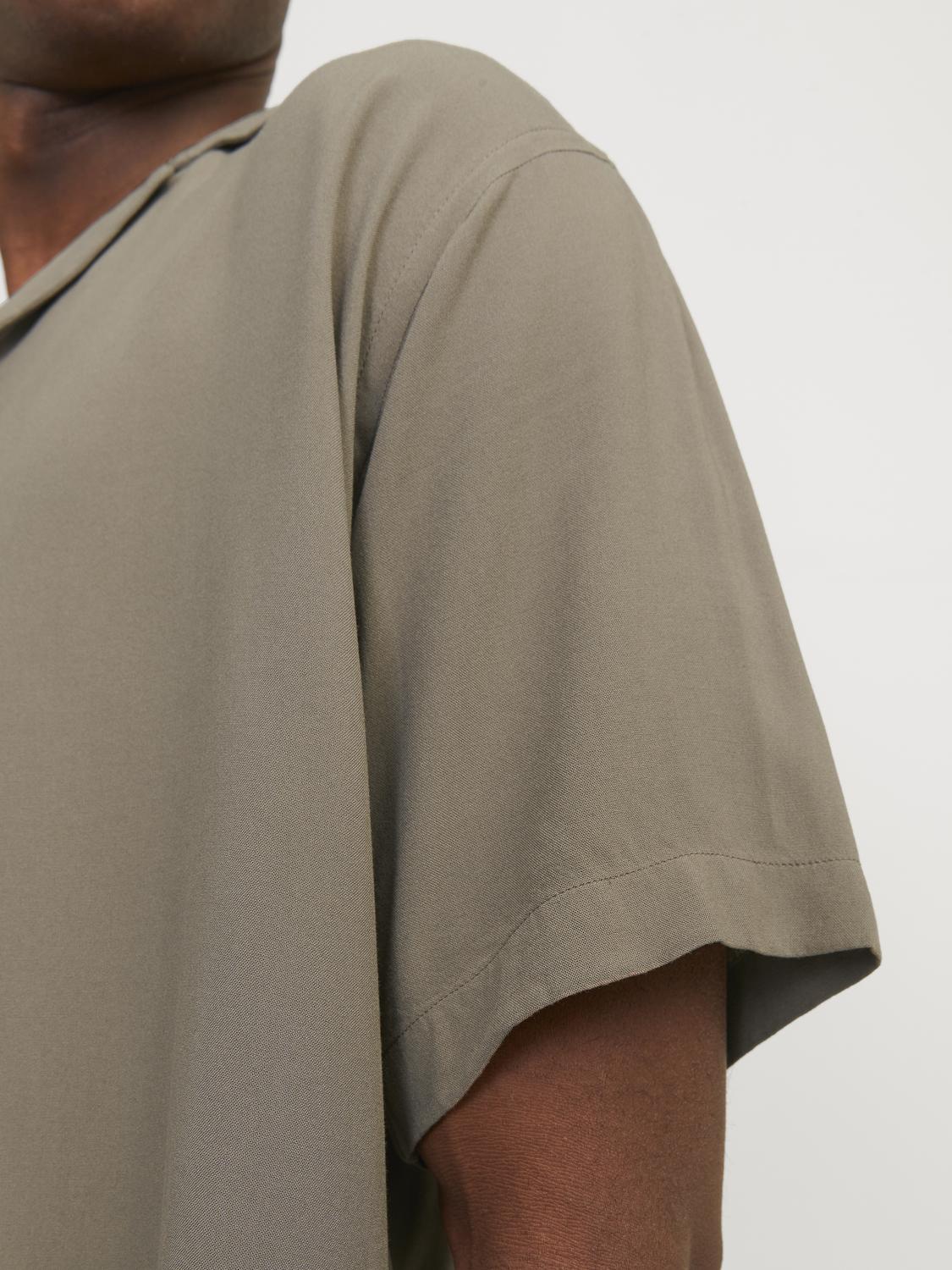 JJEJEFF Shirts - Bungee Cord