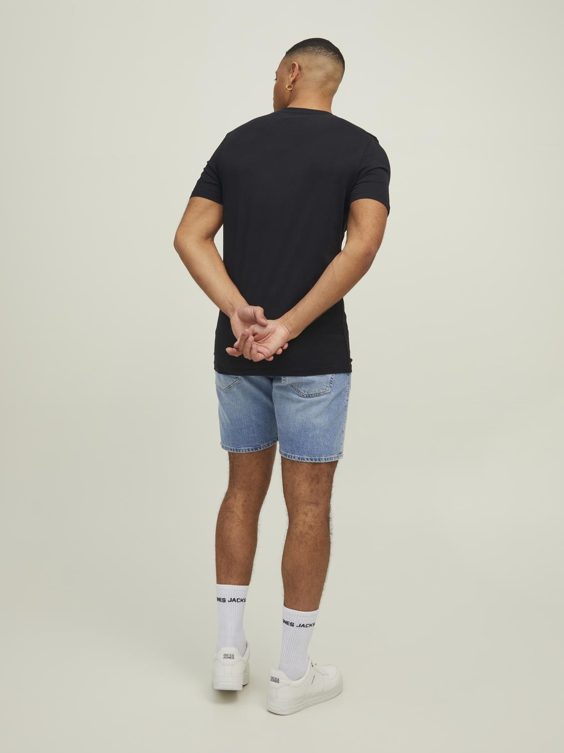 model_shot-back