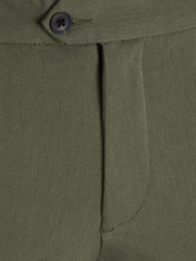model_shot-detail
