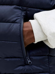 model_shot-detail