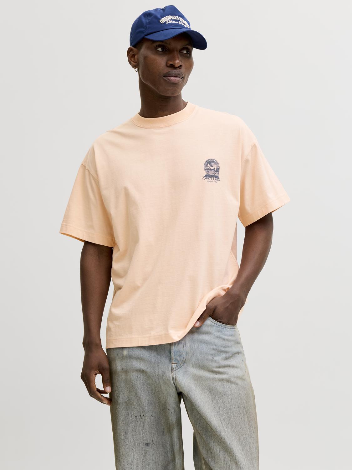 model_shot-front