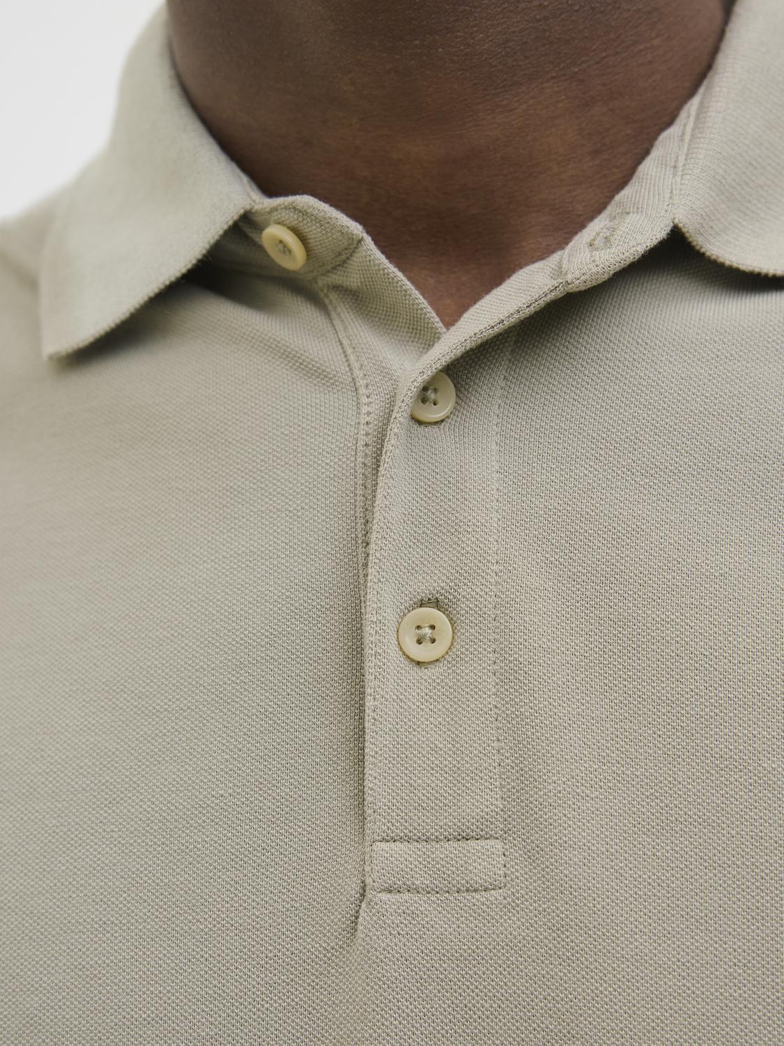 model_shot-detail