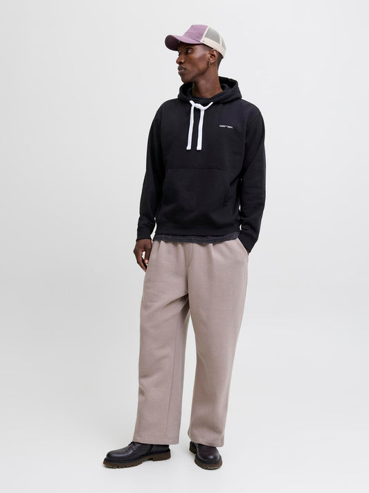 model_shot-front_full