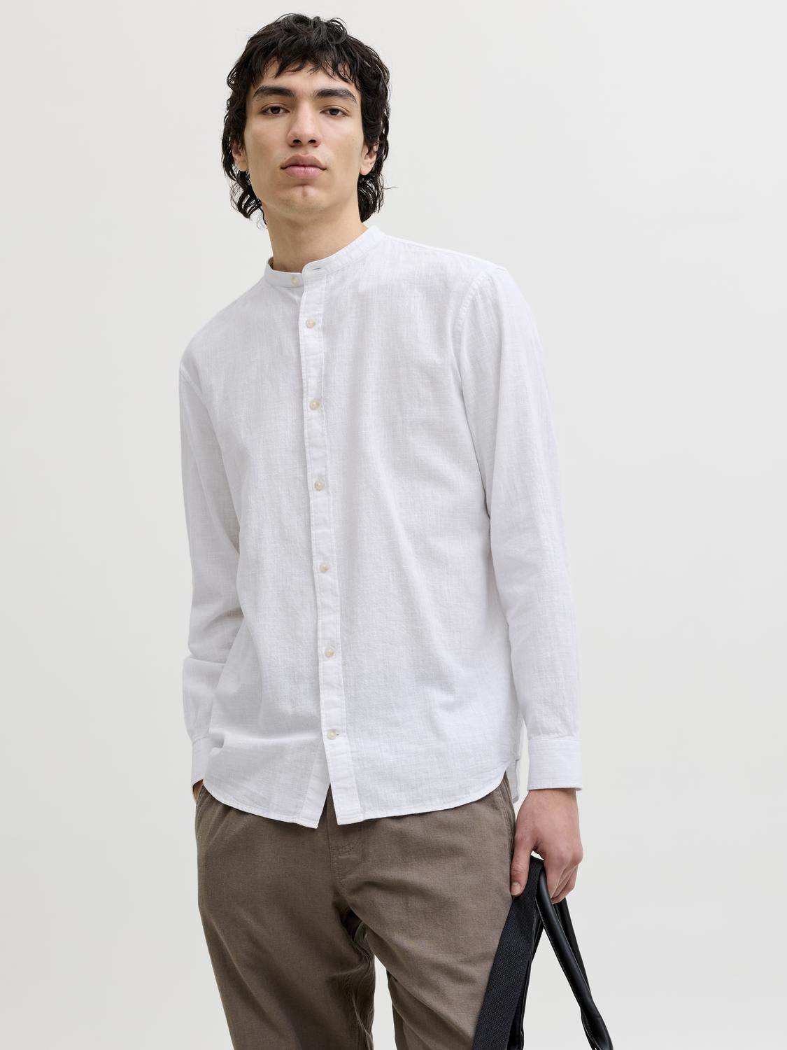model_shot-front