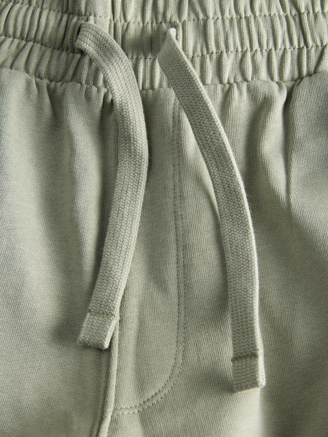 model_shot-detail