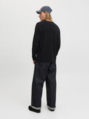 model_shot-back