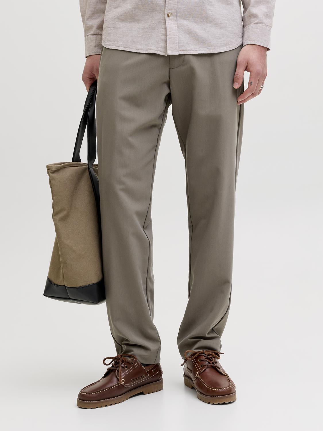 model_shot-front