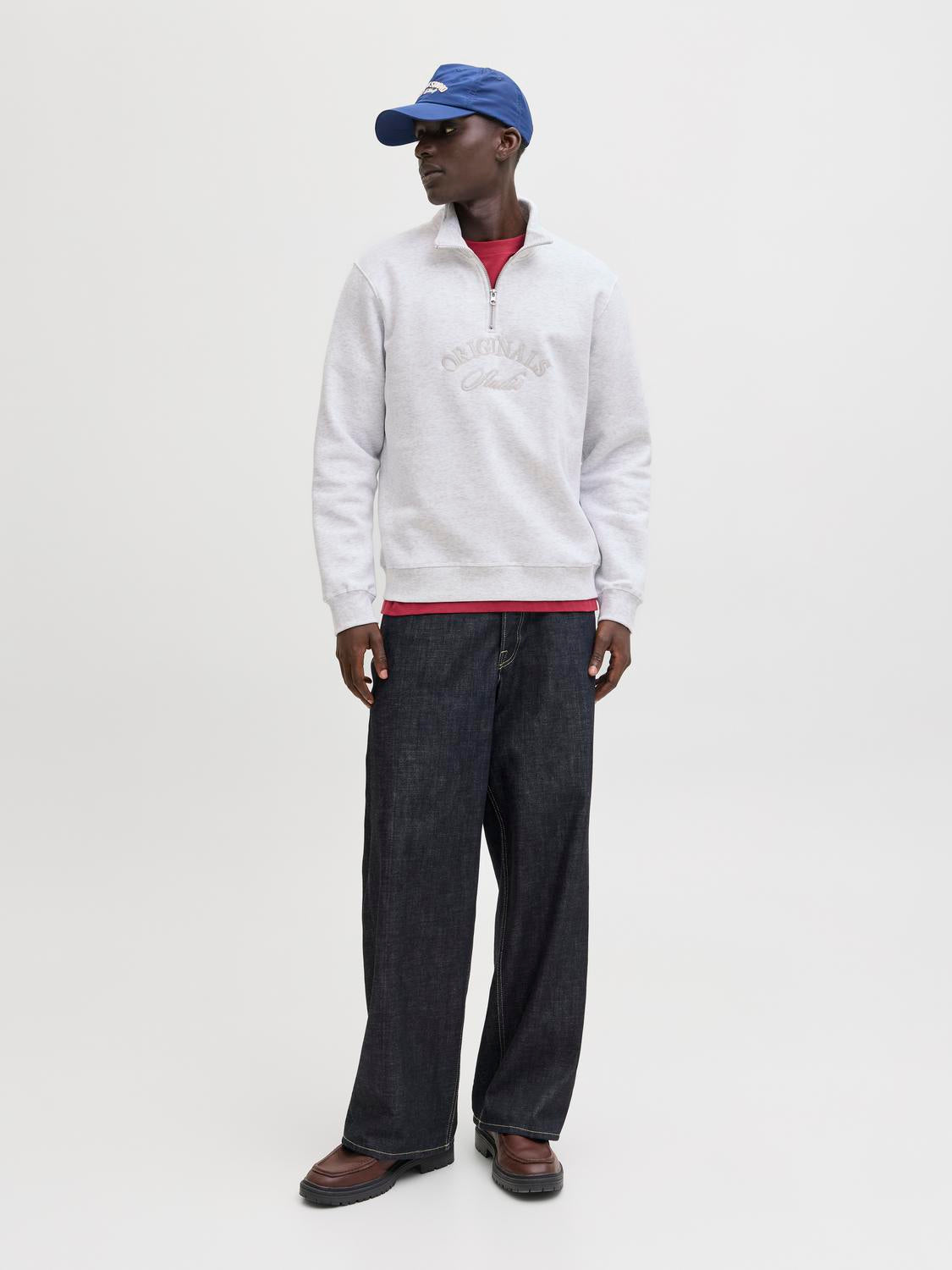 model_shot-front_full