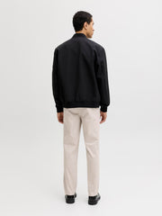 model_shot-back