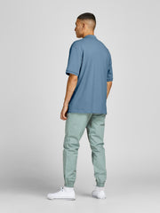 model_shot-back