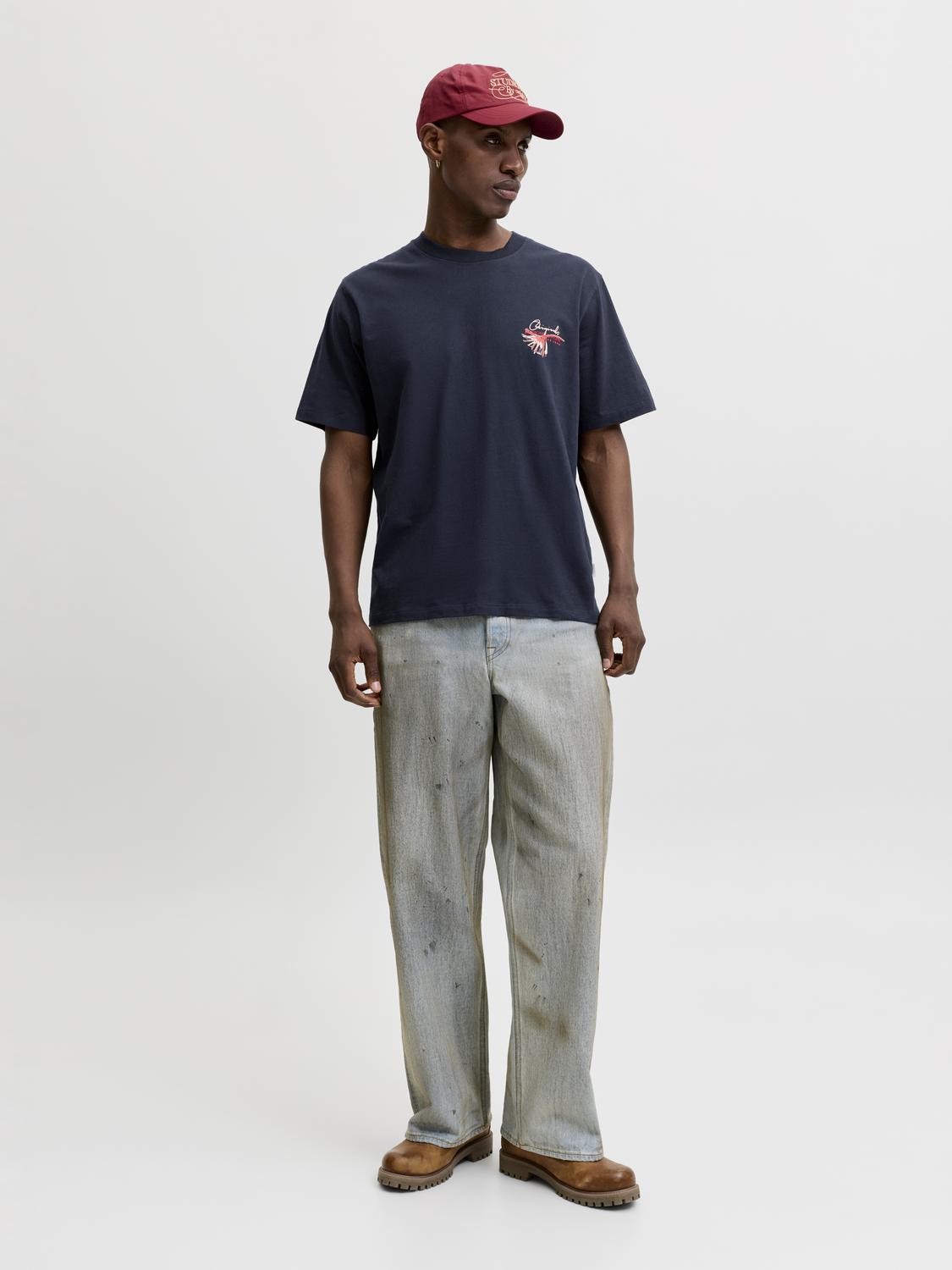 model_shot-front_full