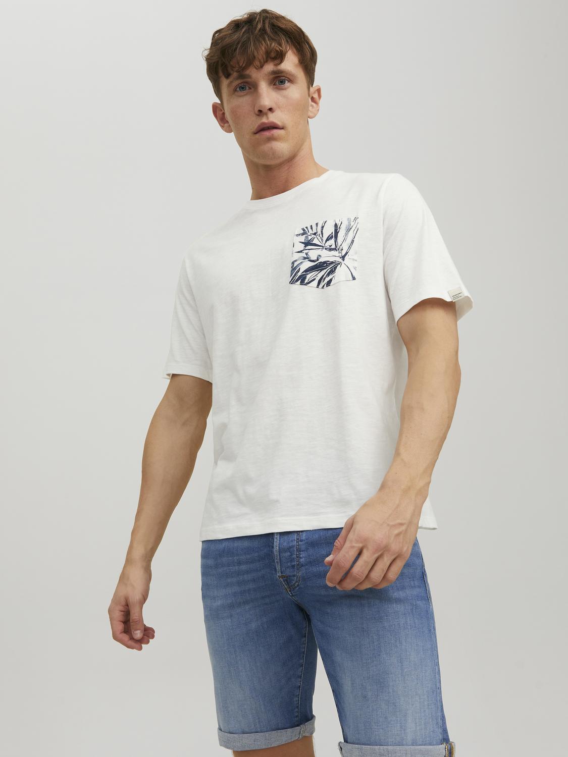 model_shot-front