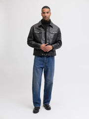 model_shot-front_full