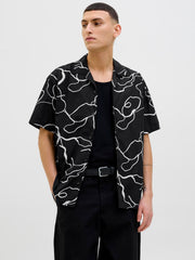 model_shot-front