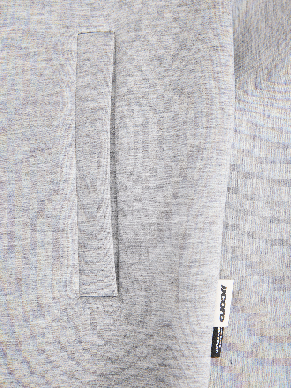 model_shot-detail