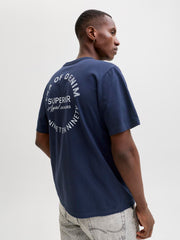 model_shot-creative