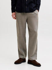 model_shot-front