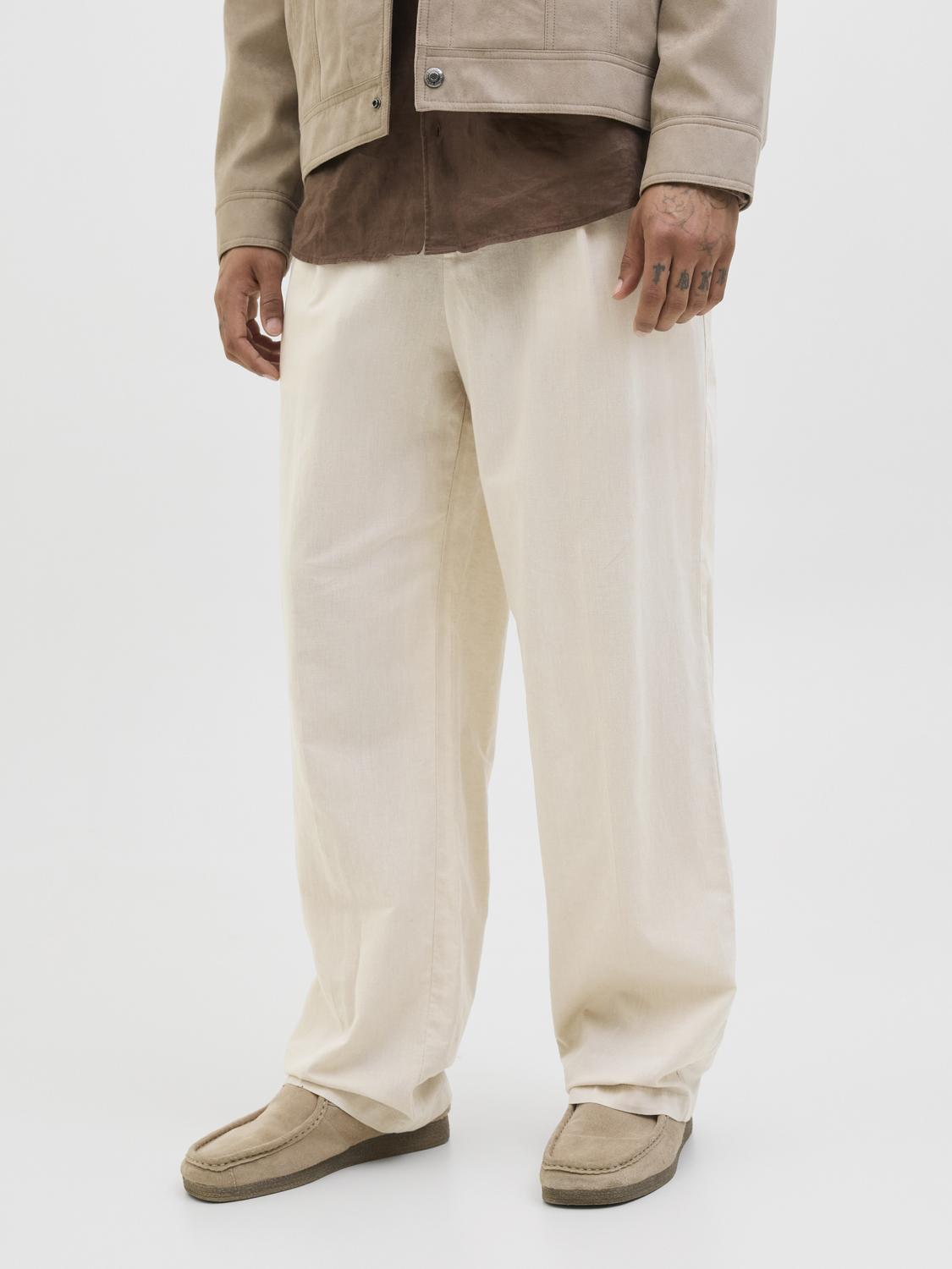 model_shot-front