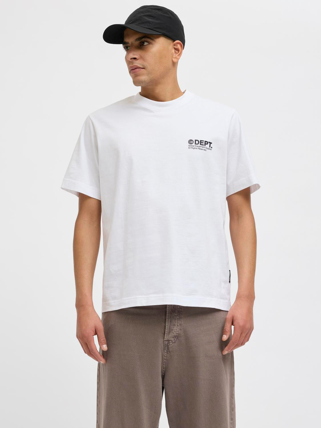 model_shot-front