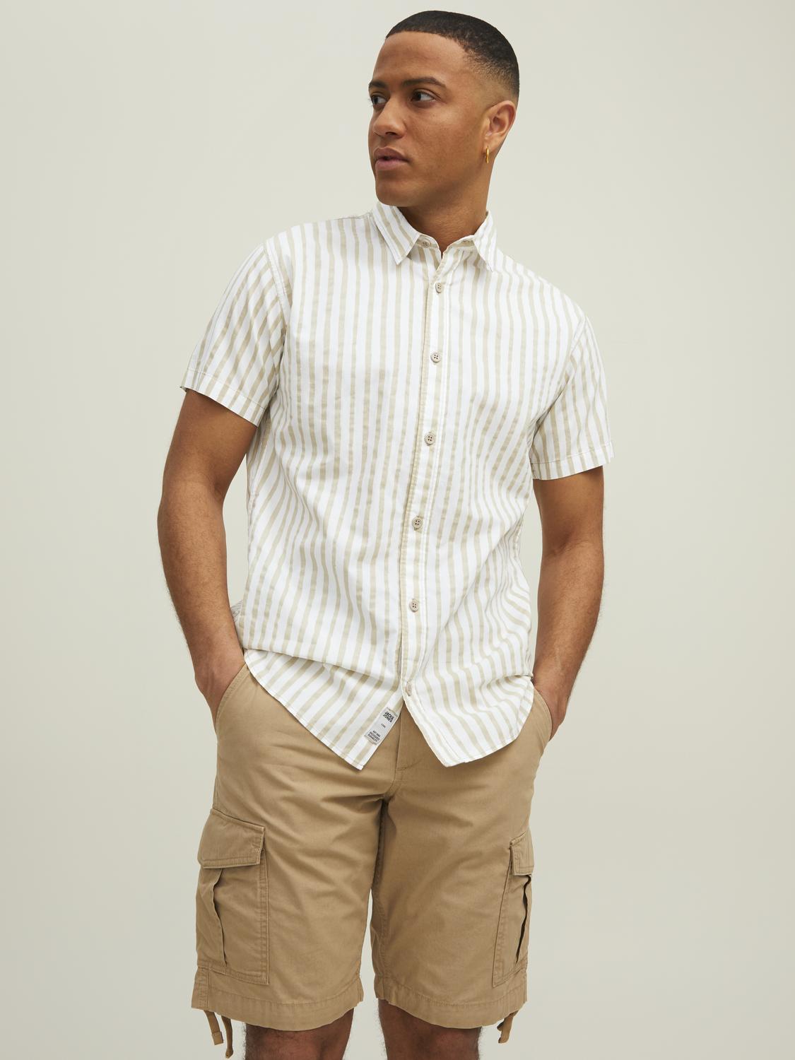model_shot-front