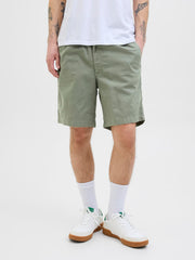 model_shot-front