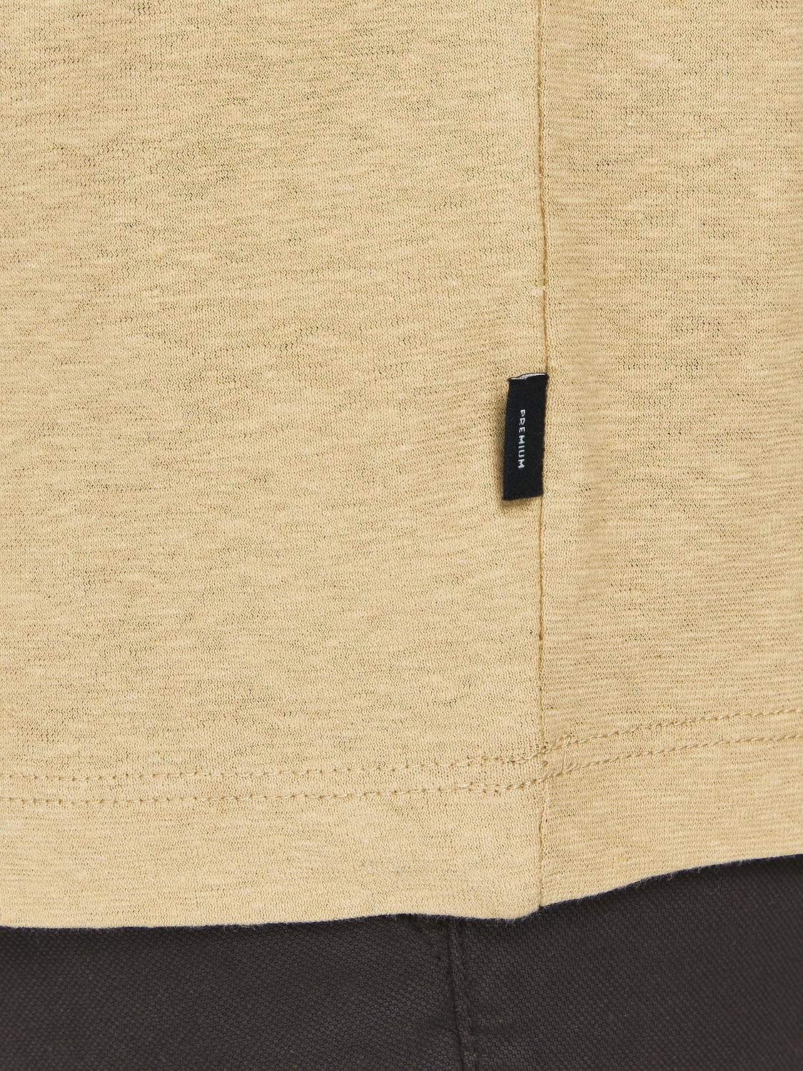 model_shot-detail