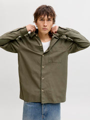 model_shot-creative
