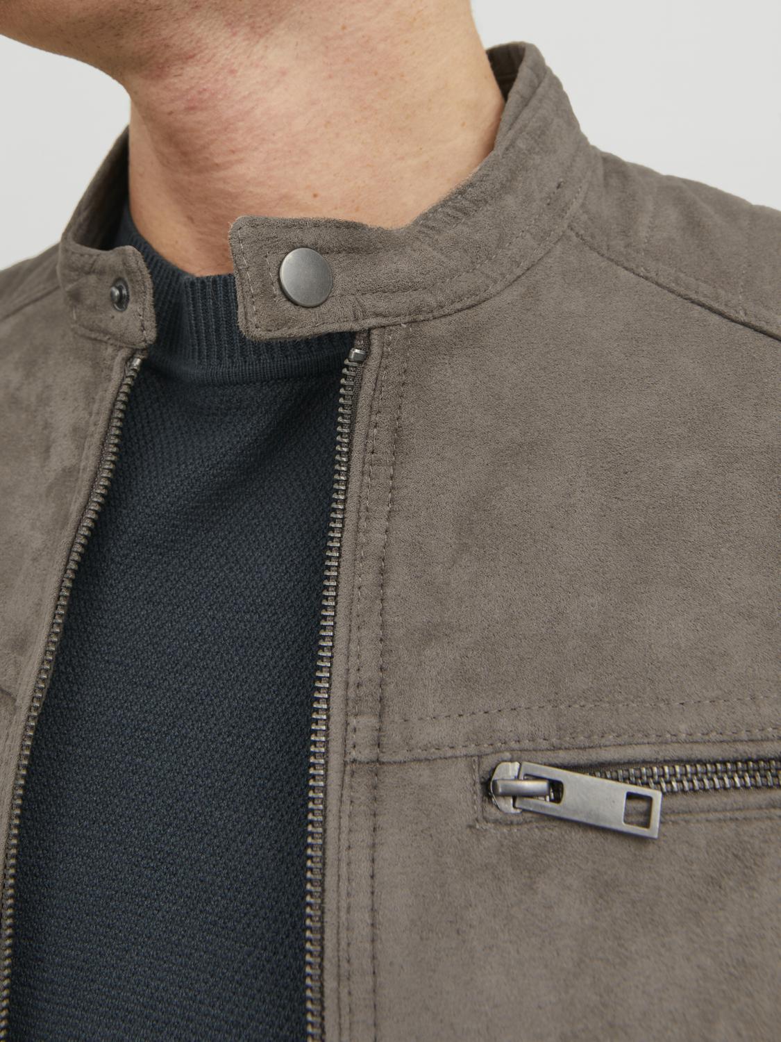 model_shot-detail