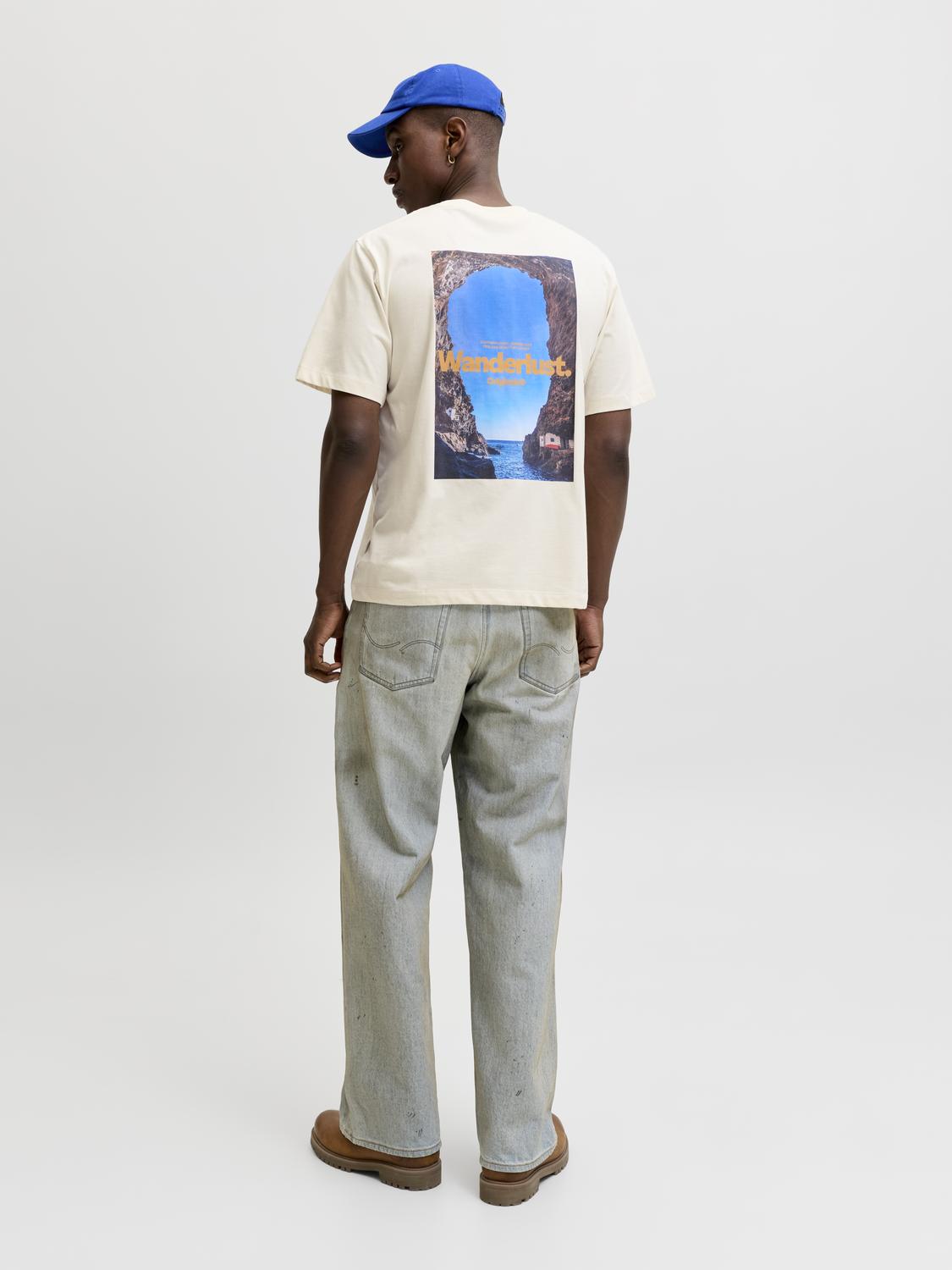 model_shot-back