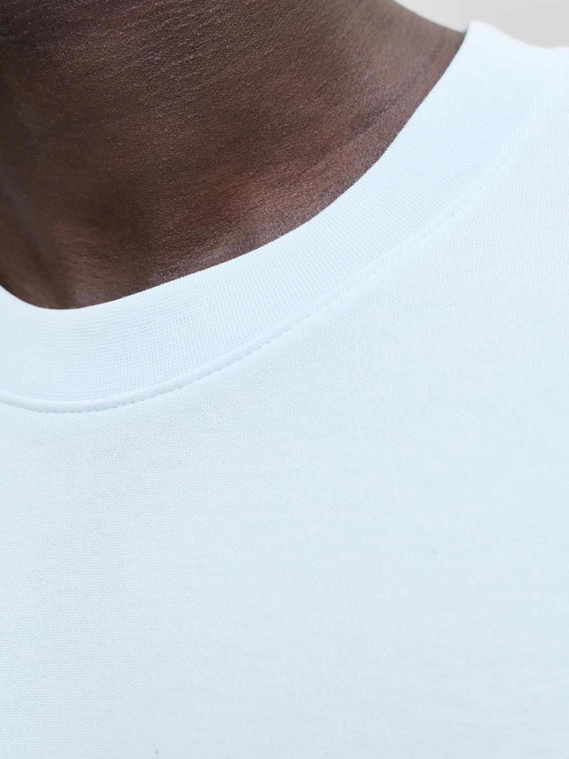 model_shot-detail